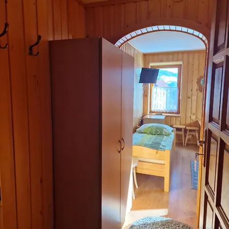 Orman Evi Goscinne U Czeska Kluszkowce