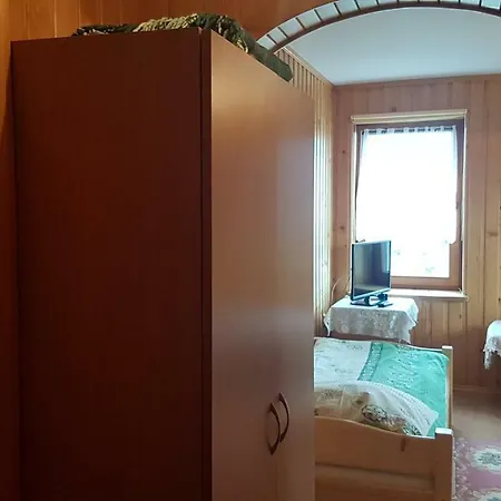 Orman Evi Goscinne U Czeska